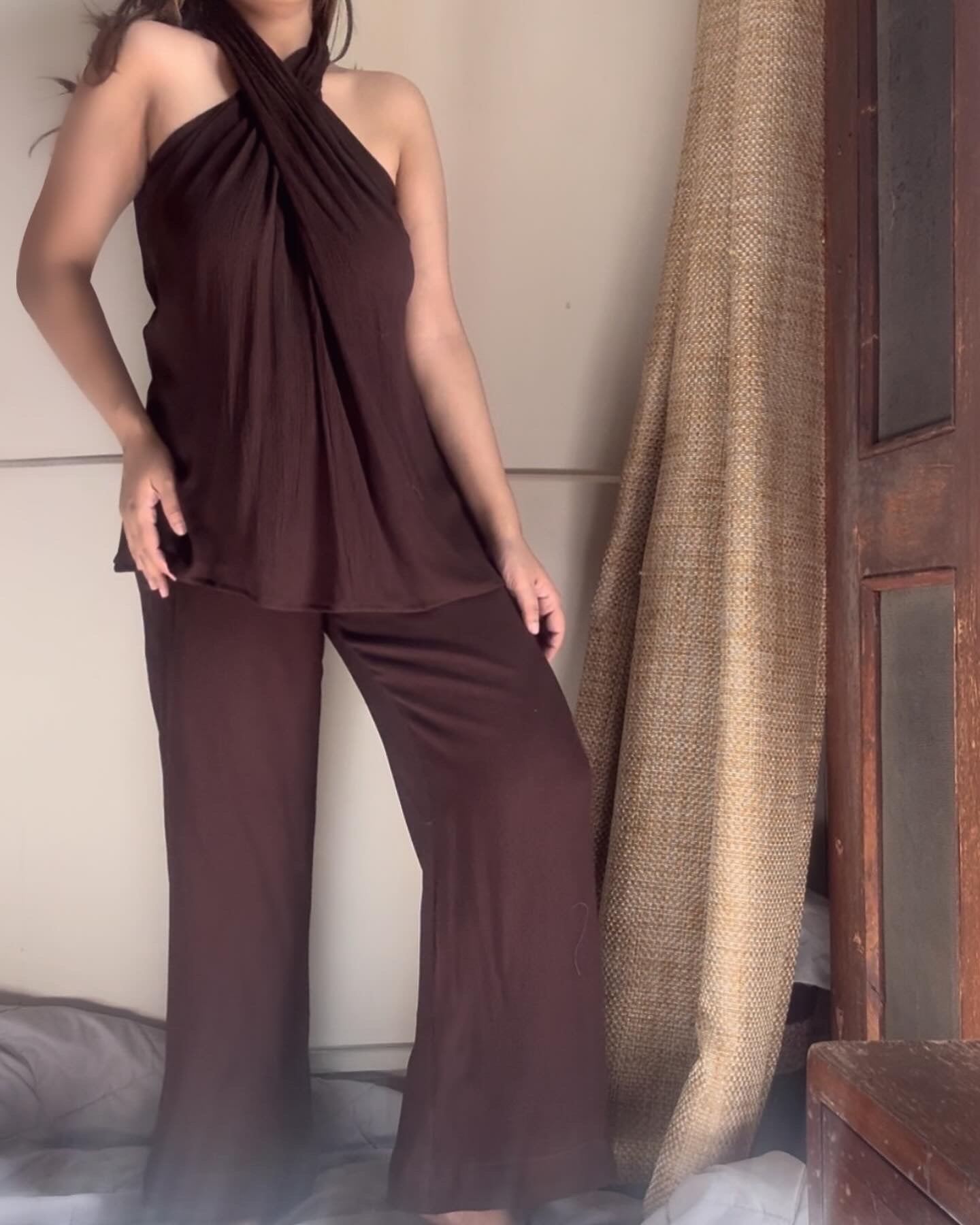 The  Poseidon Set ( back covered ) : Chocolate Brown
