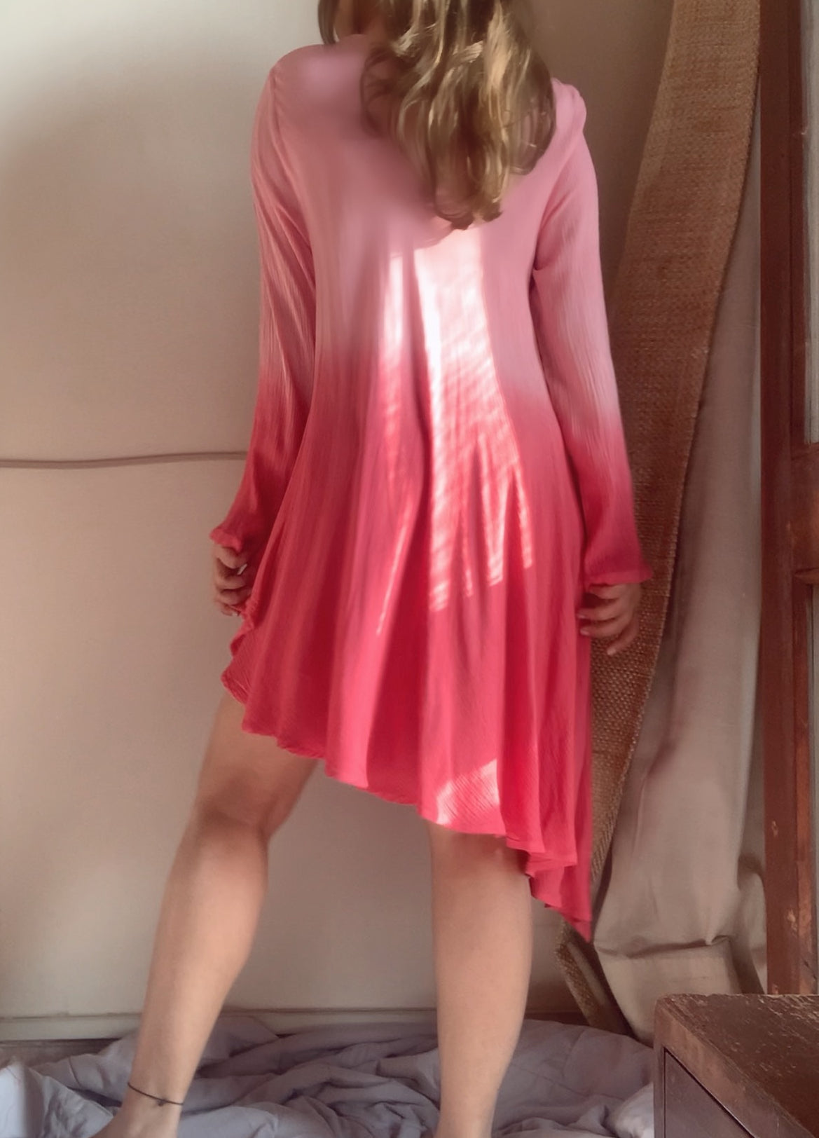 The Cora Top With Sleeves : Light Pink Ombré