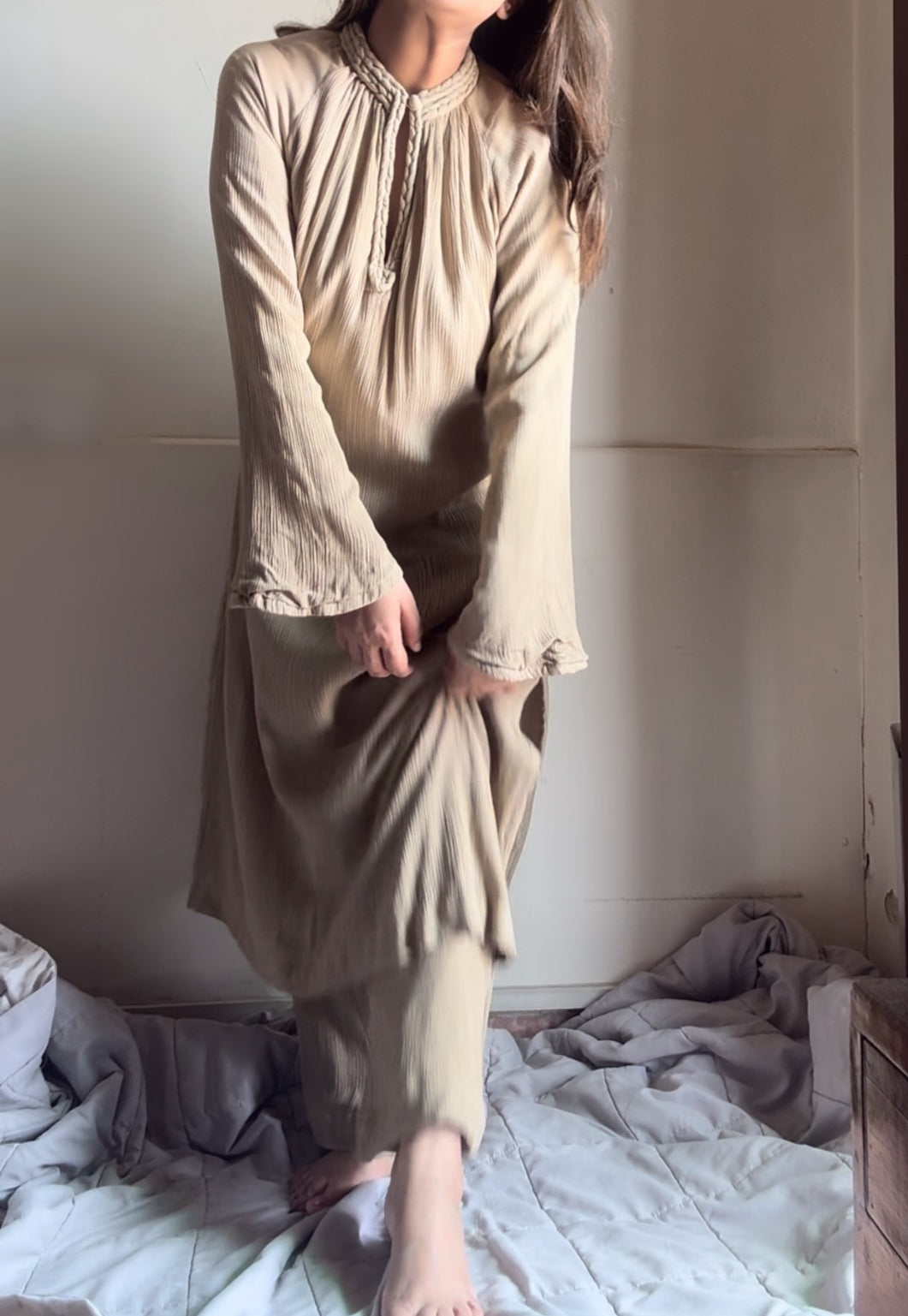 The Mira Set Sleeves : Light Beige Ombré