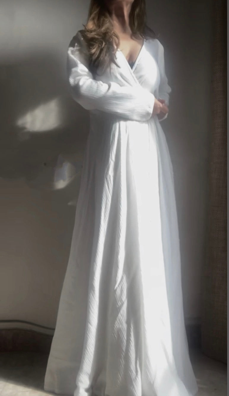 THE SELENA : White