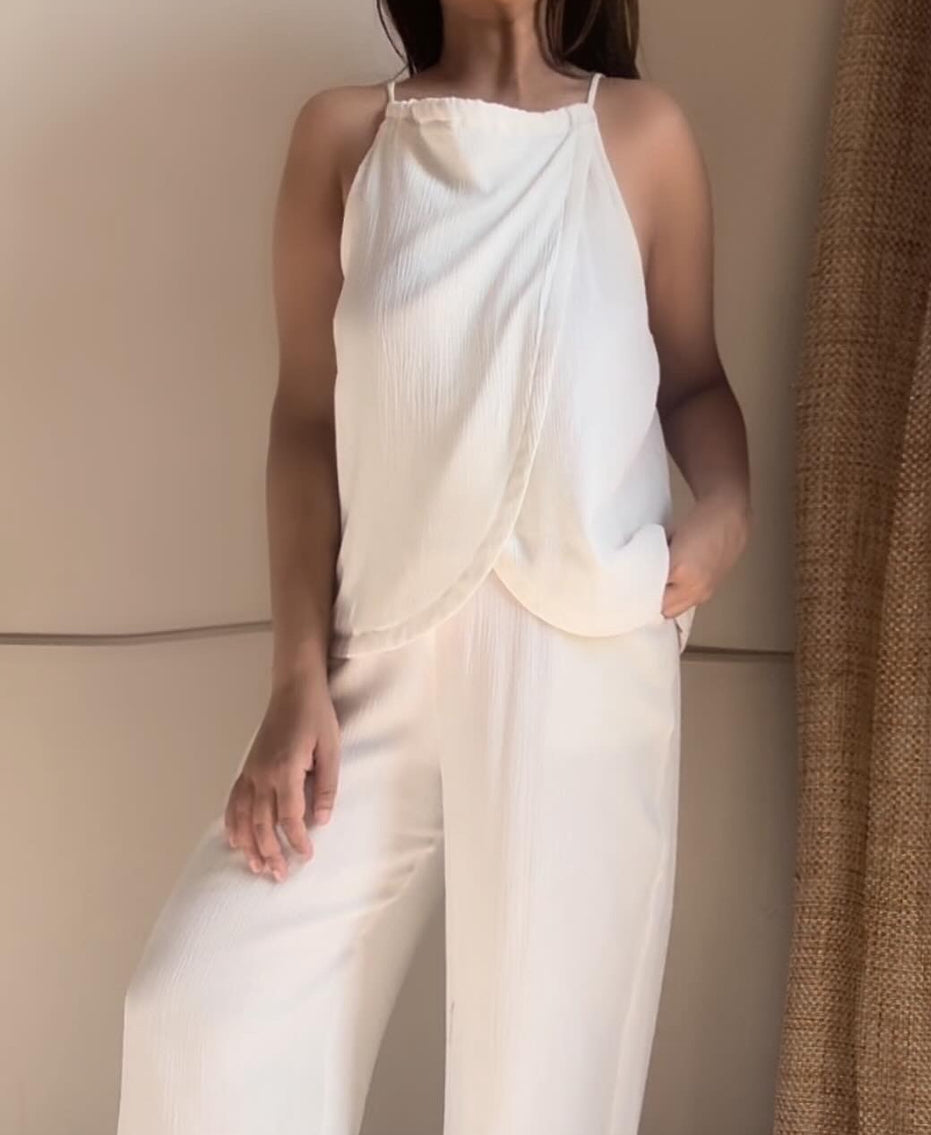 The First Ray Top : White