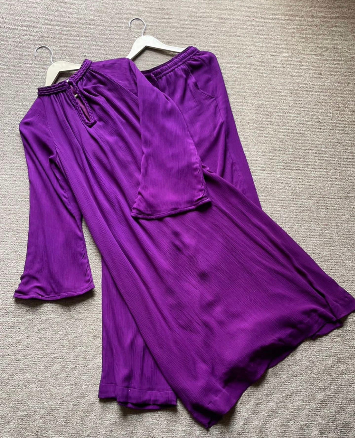 The Mira Set Sleeves : Burgundy Purple